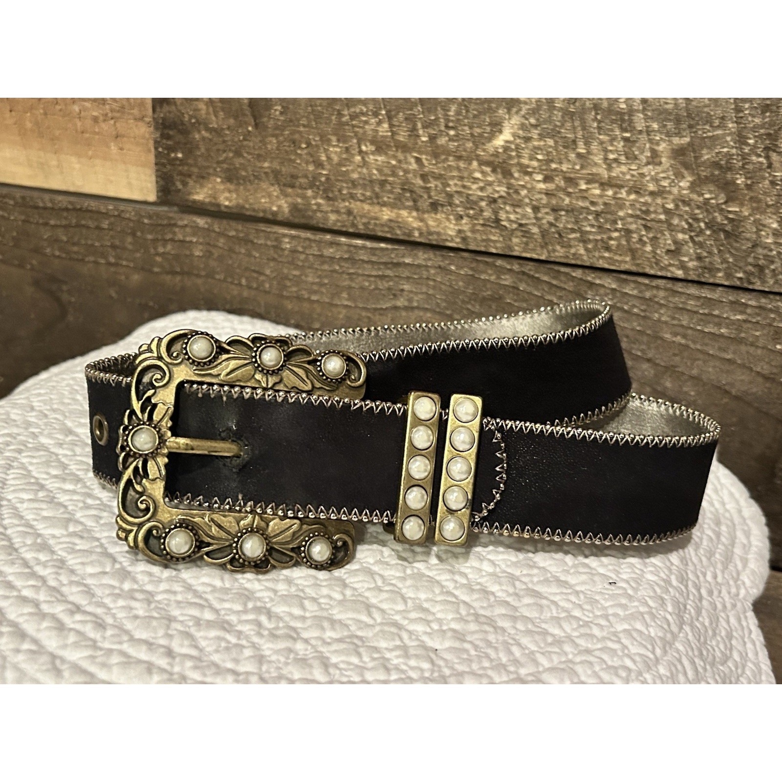 Kathy Van Zeeland Black Gold Pearl Belt Belt Size Medium